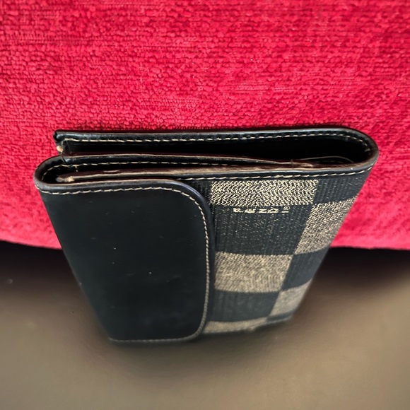 FENDI AUTHENTIC CANVAS AND LEATHER CHECKERED BIFOLD WALLET. EUC. - Picture 8 of 8